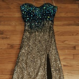 ROYAL QUEEN COLLECTION U.S.A. Prom Dress